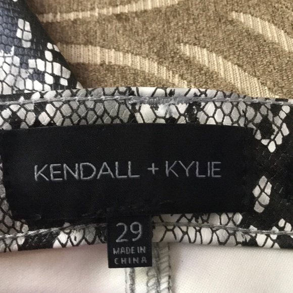 Kendall and Kylie high rise skyscraper boomerang pant NWT - Picture 4 of 6